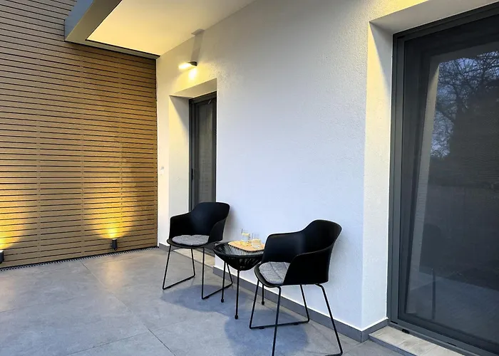 Platinum River Apartments